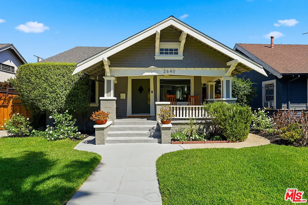 3 bed, 1.5 bath, 1290 sqft, $5,800 — Photo 1