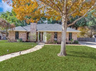 1091 Palm Ct, Mansfield, TX 76063