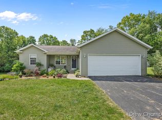 25681 Chaty Ln, Gobles, MI 49055