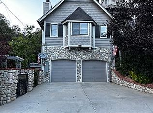 27596 N Bay Rd, Lake Arrowhead, CA 92352