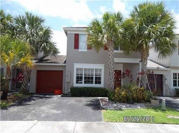 1st image of 9550 N Vermosa Ln #427-4