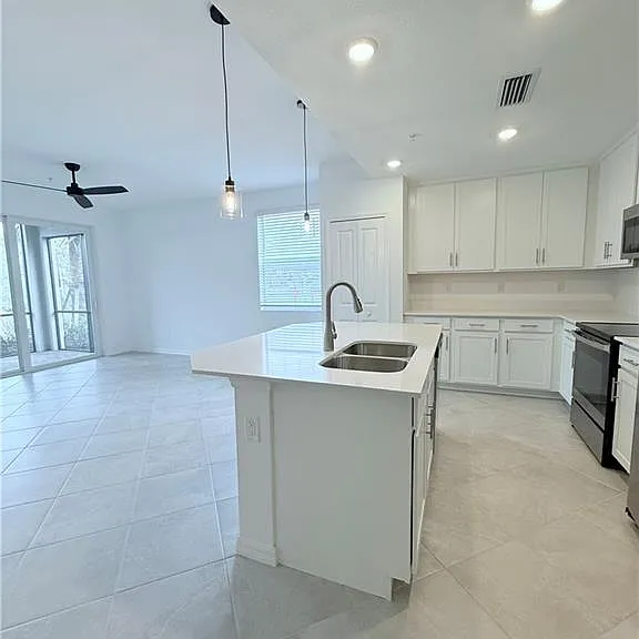 14161 Heritage Landing Blvd #1118 — Photo 20