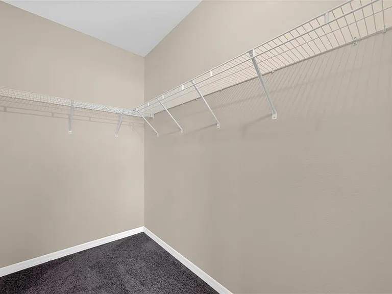 17066 Oval Rum Dr — Photo 25