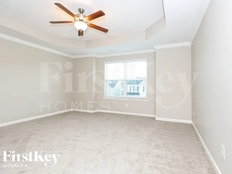2116 Preserve Cir — Photo 12