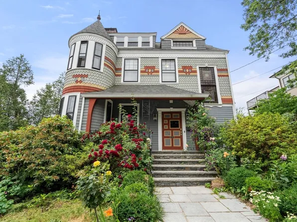117 Sheridan St, Jamaica Plain, MA 02130