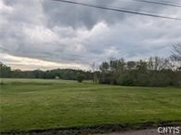 513 Fremont St #8, Fulton, NY 13069