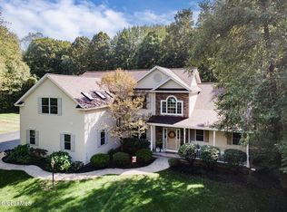 23 Vischer Ferry Rd, Rexford, NY 12148