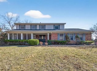 1388 Wakeshire Ter, Ballwin, MO 63011