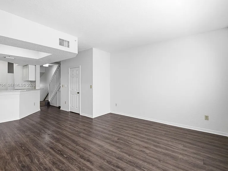 725 SW 148th Ave #507 — Photo 13