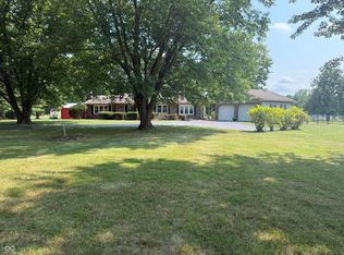 8495 Big Bend Rd, Martinsville, IN 46151