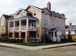 100 Norwood Ave, Beach Haven, NJ 08008