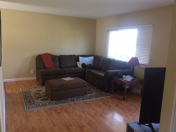 3rd image of 207 Caldwell Dr