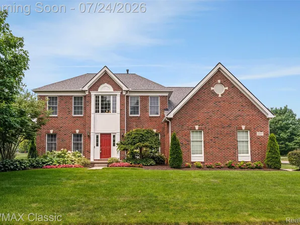 24859 Terra Del Mar Dr, Novi, MI 48374