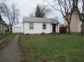 5th image of 2316 E 26th St