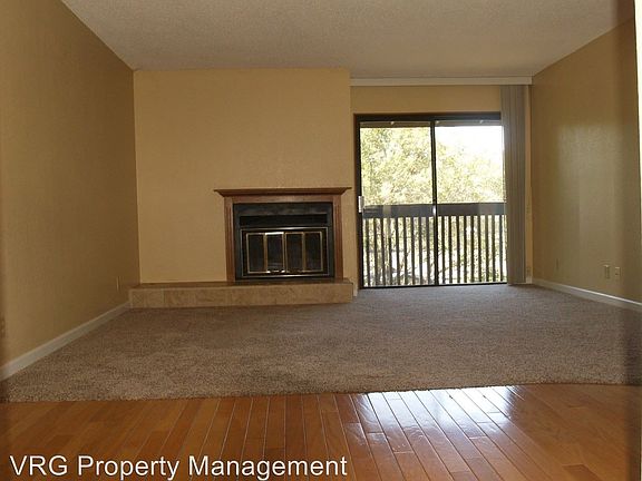 3rd image of 3039 Estepa Dr Unit D