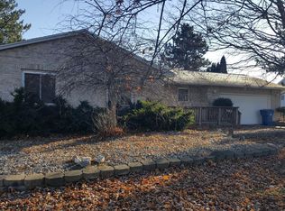 12159 Jennings Rd, Linden, MI 48451