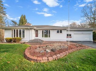 6786 River Rd, Flushing, MI 48433