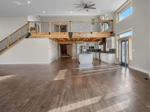 188 Golden Acres Dr, Grangeville, ID 83530