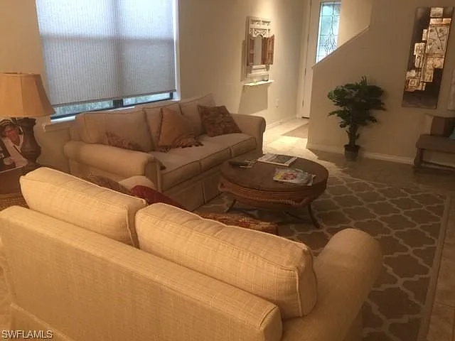 5728 Mayflower Way — Photo 8