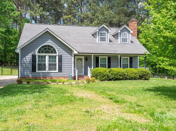2439 Caswell Ct, Gastonia, NC 28054