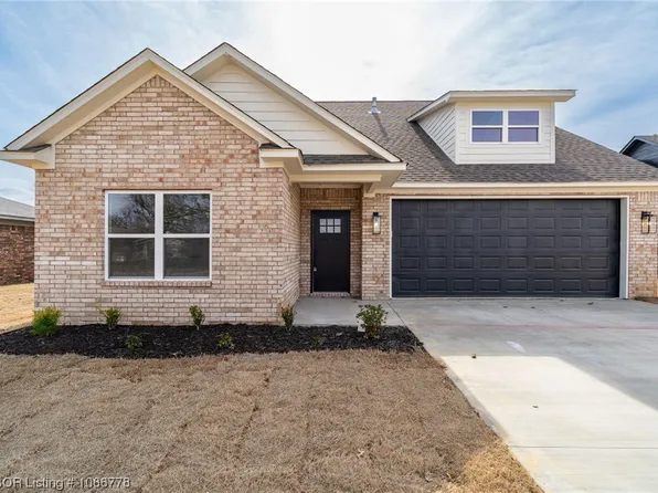 3100 Bryn Mawer Cir, Fort Smith, AR 72908