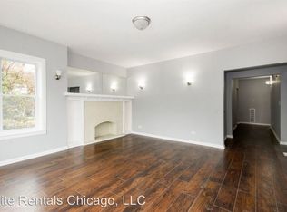 2525 E 72nd Pl, Chicago, IL 60649