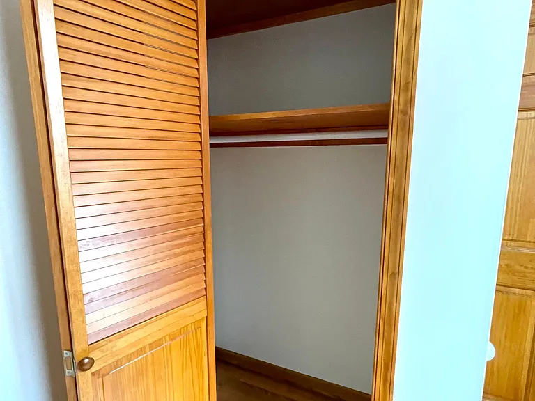 916 Green St #1 — Photo 9