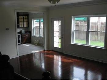 3rd image of 218 Robert E Lee Blvd