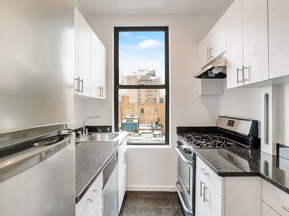 1st image of 166 W 72nd St APT 2