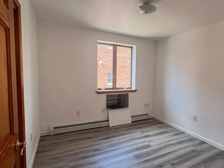 215 Bay 7 St #2 — Photo 6