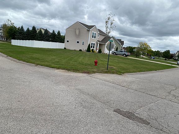 5th image of 1433 Solak Court St