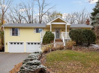 17745 Ixonia Ave, Lakeville, MN 55044