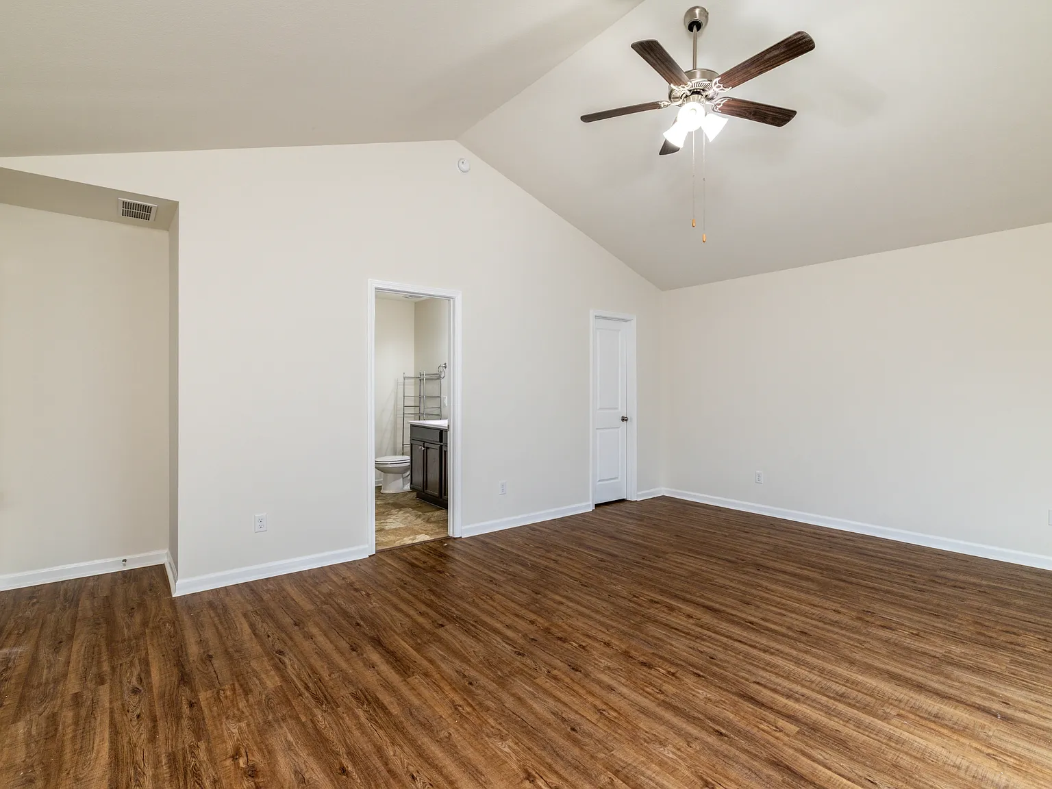 McCampbell Wells Way - 2326 (HOA) - 1 — Photo 4