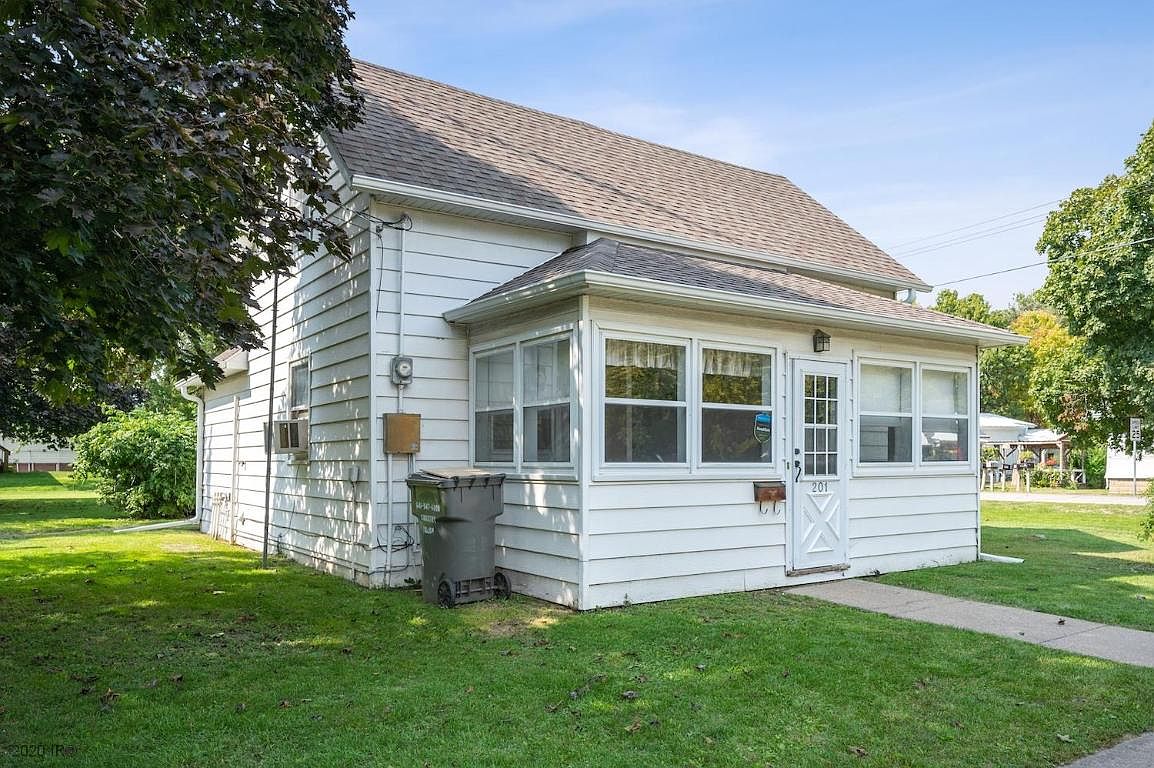 201 Edwards St, Bussey, IA 50044 Zillow