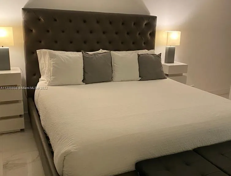 2301 Collins Ave #1503 — Photo 11