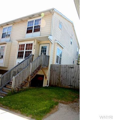 2nd image of 335 Connecticut St