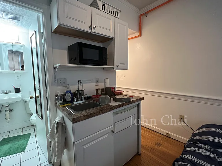 55 S Huntington Ave #202 — Photo 15