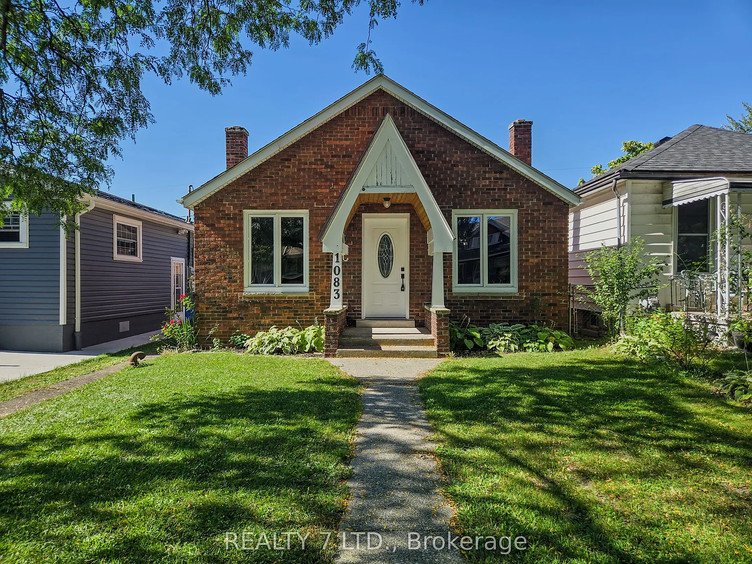 2 bed, $1,950 — Photo 2