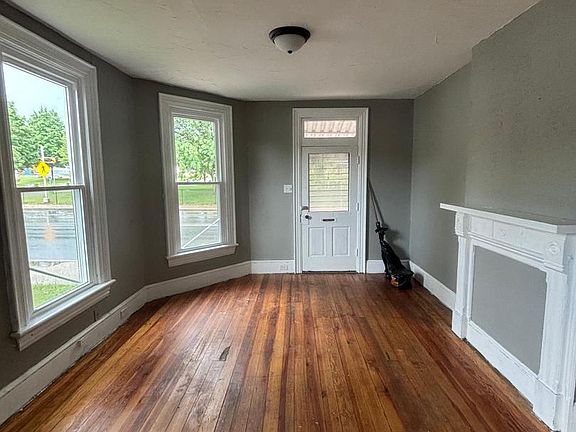 2nd image of 505 S 2nd St