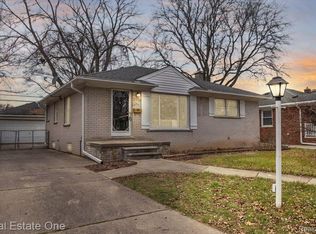 17619 Lennane, Redford, MI 48240