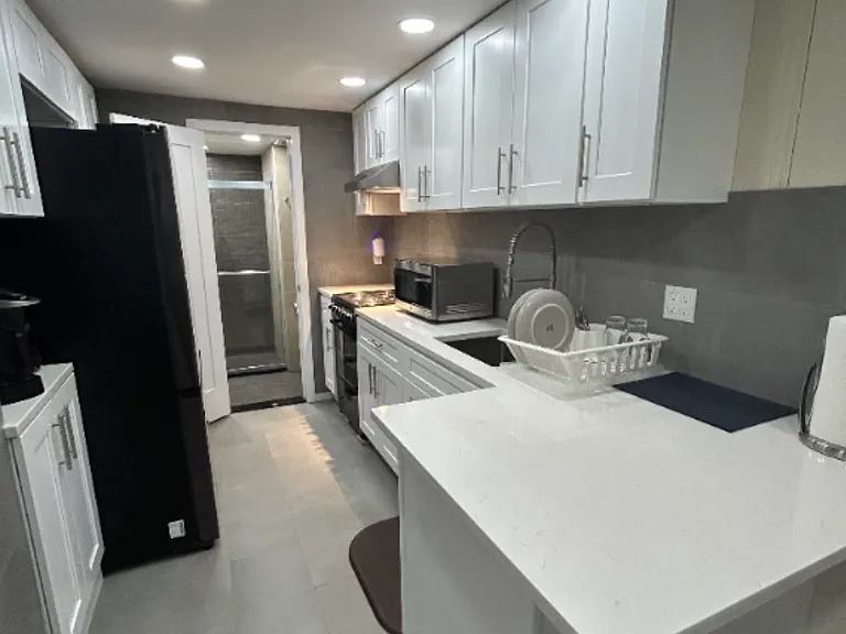 2809 Farragut Rd #2809 — Photo 2
