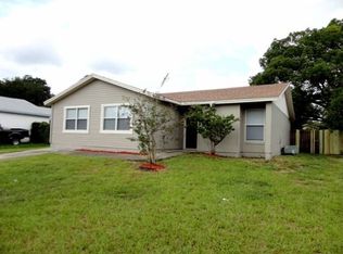 330 Brandywine Dr, Valrico, FL 33594