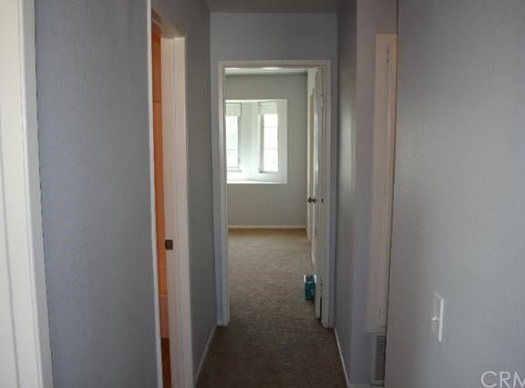 3rd image of 1242 N Citrus Ave APT 1