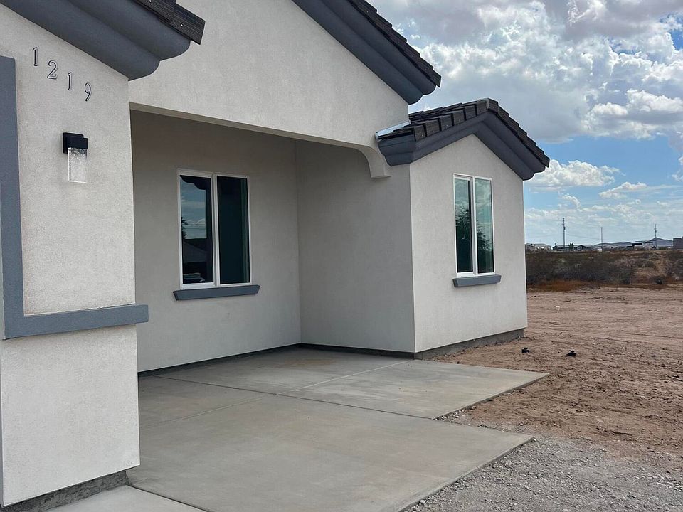 1st image of 1219 S 369TH Lane