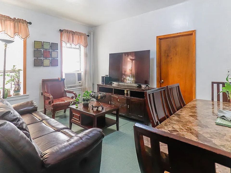 1st image of 24 Cooper St #4B