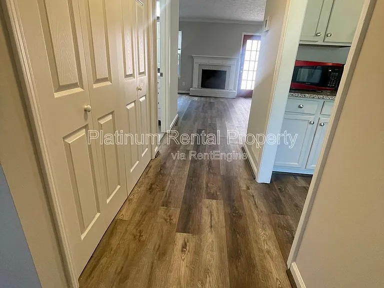 1125 Jamestowne Trl — Photo 3