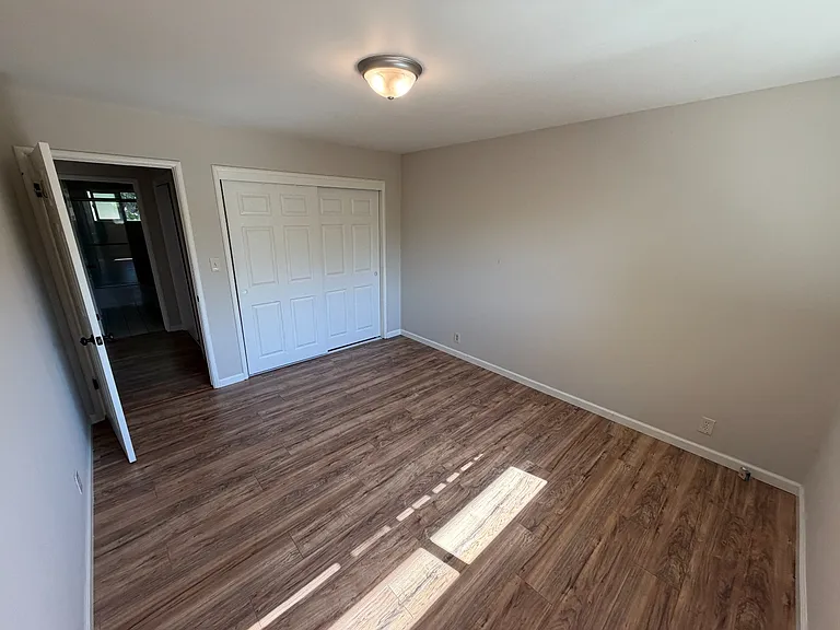 1315 Kingfisher Way #3 — Photo 8
