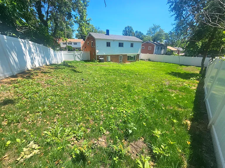 7413 Dominion Dr — Photo 31