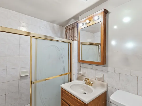 661 Euclid Avenue image 20 of 25