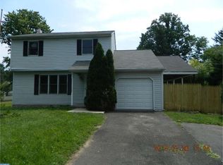 173 Greene Rd, Warminster, PA 18974